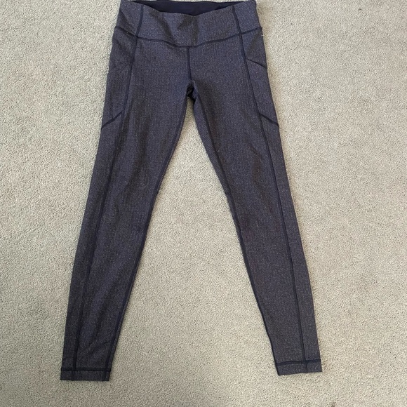 Lululemon Speed Tight Leggings - Picture 3 of 6